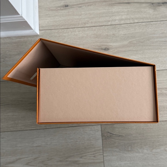 LOUIS VUITTON Authentic Large Shoe/Purse Flip Lid Box - Picture 5 of 7